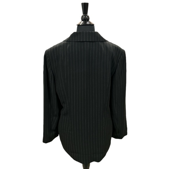 Liz Claiborne Blazer - Picture 2 of 6